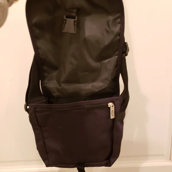 Nylon Germany Shoulder Bag - Picture 5 of 7